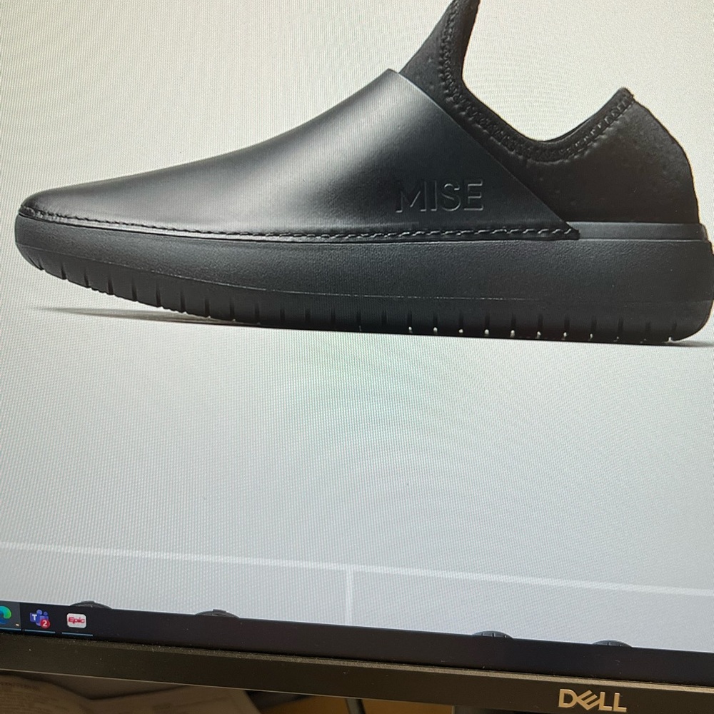 Mise The Standard Shoes size 38. Kitchen Chef shoes. Brand new with tags.